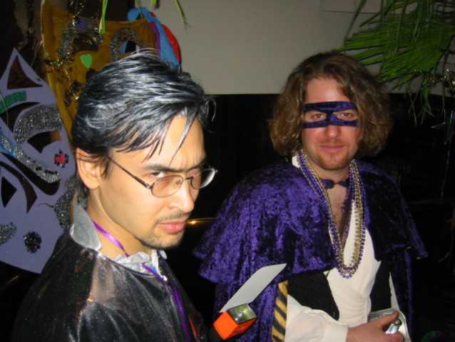 MG-Neil casts a glance for Ivan.JPG