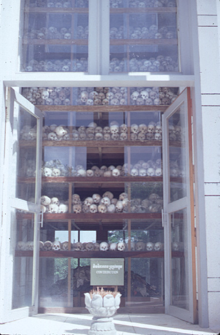 CAMB-KILLING-FIELDS2.jpg (109821 bytes)