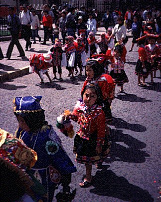 parade.jpg (65841 bytes)