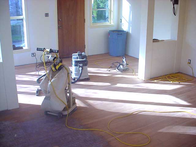 Sanding fir floor