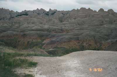 jagged_small_mountains